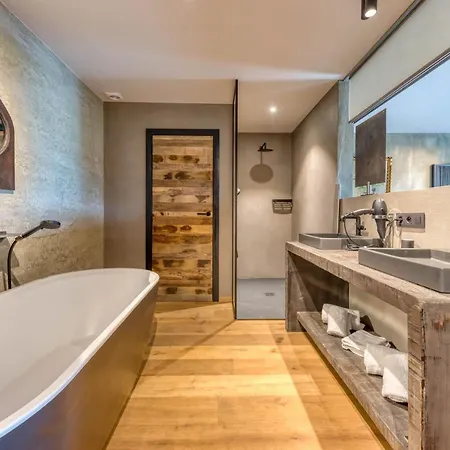 1 Maison Caerdinael - 14 Personnes Sur Les Hauteurs De بيت للعطل