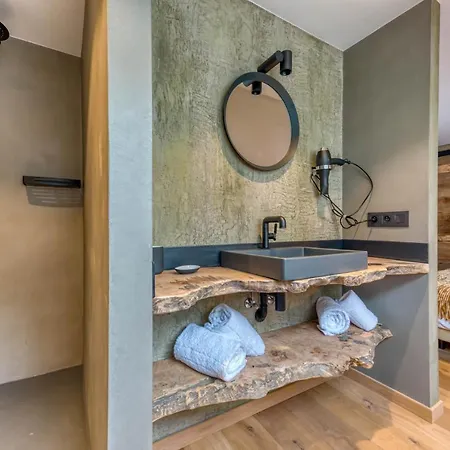 1 Maison Caerdinael - 14 Personnes Sur Les Hauteurs De