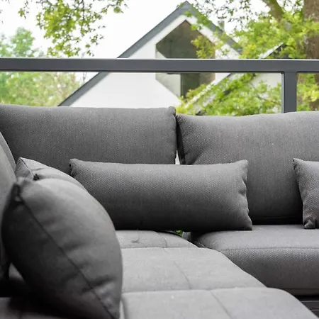 1 Maison Caerdinael - 14 Personnes Sur Les Hauteurs De * دربي